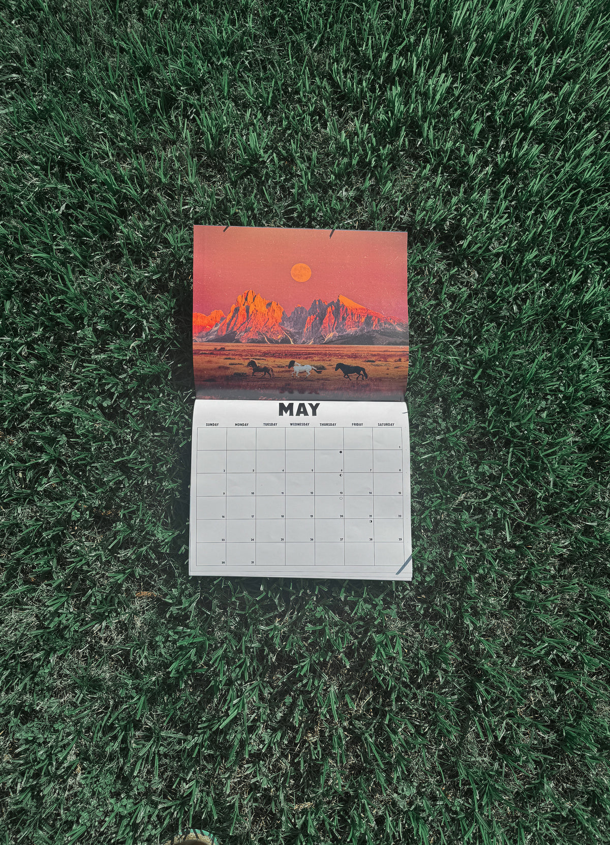 2027 CALENDAR - ART